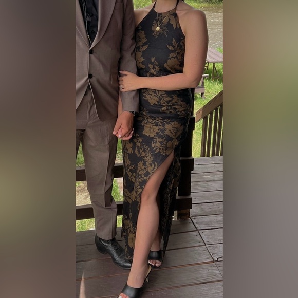 Reformation Sadey Linen Dress in Night Garden - Picture 4 of 4